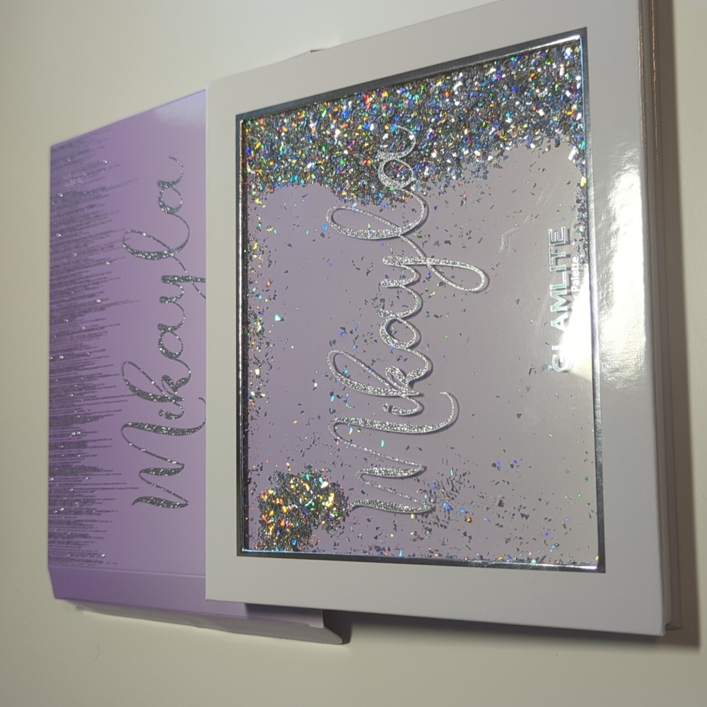 Glamlite X Mikayla Palette